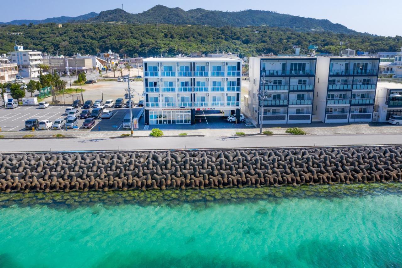 Aparthotel Mr.Kinjo In Motobu Ocean Terrace Exterior foto