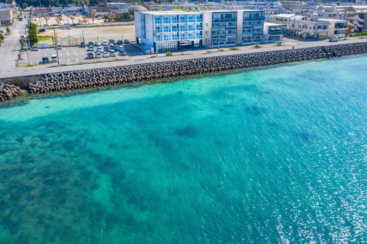 Aparthotel Mr.Kinjo In Motobu Ocean Terrace Exterior foto